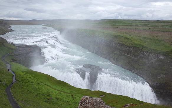 Der gewaltige Gullfoss, nur der Dettifoss ist grer ...