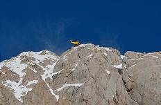 Hubschrauber-Rettungseinsatz auf dem Corno ...
