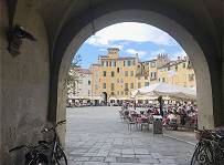 Lucca: Marktplatz