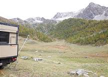 Nachtplatz an der Valetta-Alm, hinten Rocca la Meja (2.833 m)