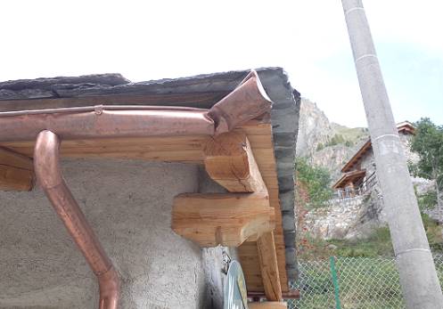 DIE Dachrinne habe ich RICHTIG verbogen ...