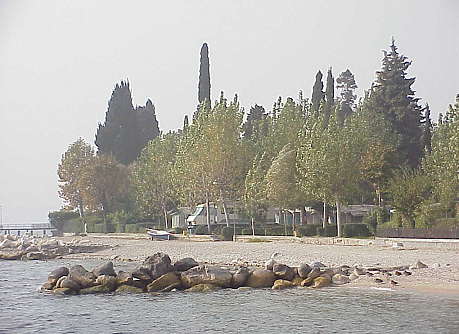 ... im Nachmittagsdunst ...