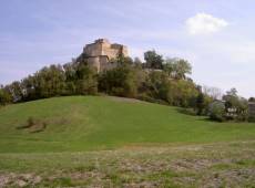 Am Castello Rossena ...