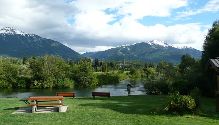 Blick vom Snowflake Park nach Sden auf abendliche Berge ...