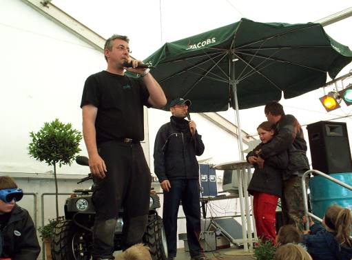 Gottfried Krassa bei der Abenteuer Allrad 2004 ...