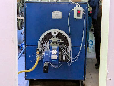 ... der Ofen heizt ... ... der Ofen heizt ...