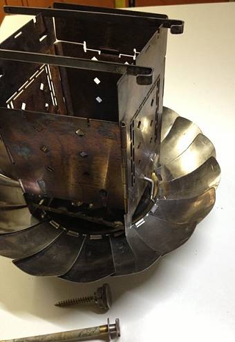 FireBox, befestigt in unserer "optionalen" Feuerschale