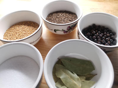 Jede Menge Gewürze ... Jede Menge Gewürze ...