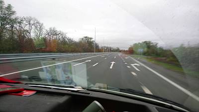 Leere neue Straen Richtung Moskau ...