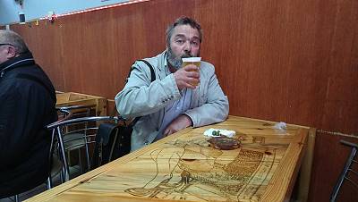 Donezk: Seelentröster Alkohol ..? Donezk: Seelentröster Alkohol ..?