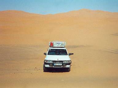 Dnenfahrt zum 1000-Sterne-Hotel ...