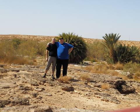 Kleine Pause hinterm Tal mit Futtern und Posing .. ;-))