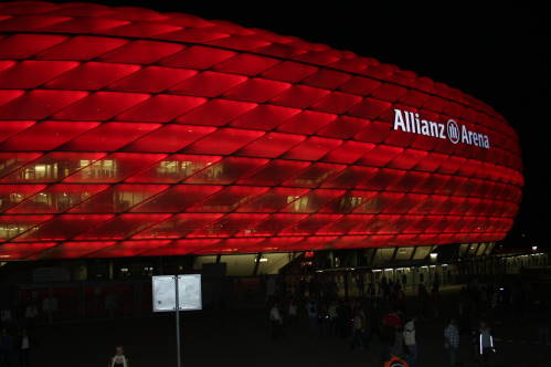 Unwirkliches Leuchten: Abschied in der Abendstimmung ...