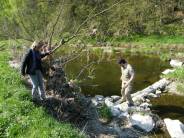 Bewegung angesagt: Flussberquerung ...