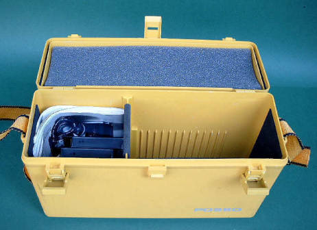 Absolut wasserdicht und schwimmfhig: Der Fotokoffer ...