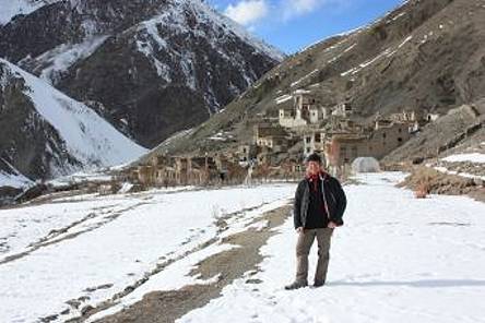 Der Autor vor Rumbak ...