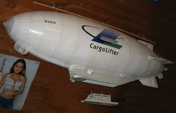 Die "No Angels" schauen zu: Carli 2 im Kinderzimmer ...