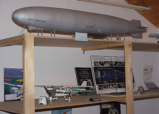 Modellkeller: Die LZ 127 vor ihrem Ausflug nach Brand ... Modellkeller: Die LZ 127 vor ihrem Ausflug nach Brand ...