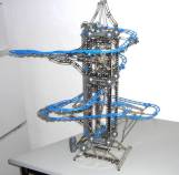 Erster Bahn-Turm weitgehend fertig...