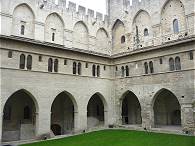 Kreuzgang  alter Palast, andere Sicht