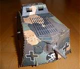 Fahrer- und Kommandantenluke geöffnet ... Fahrer- und Kommandantenluke geöffnet ...