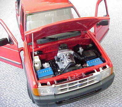 Sttze fr Motorhaube muss sein ...