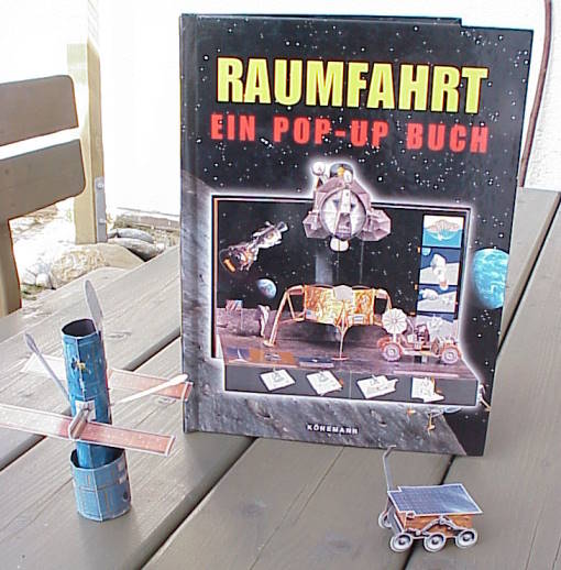 Ein Pop-Up Buch der Weltraumfahrt - passt auch in unseren Modellkeller ...