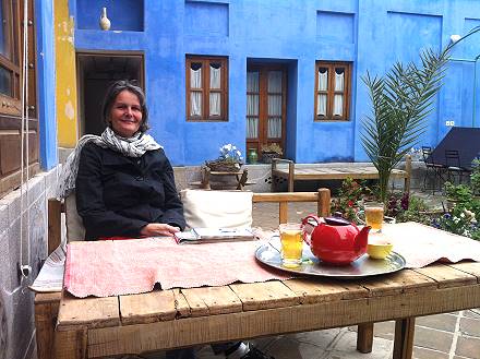 ... im lauschigen Innenhof ...