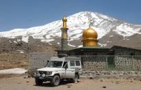 Basislager mit Moschee ...