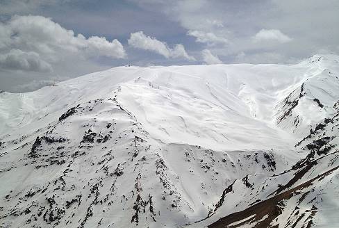 ... tief verschneite Nordseite ...