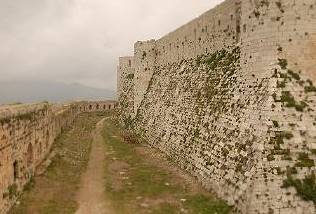 Gewaltige Anlage ...