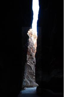 Petra: hohe Schluchten ...