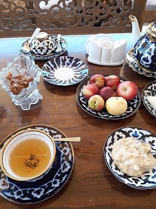 Usbekistan: Buchara, typisches Frhstueck