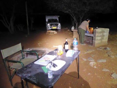 Wohnkche im Busch ...