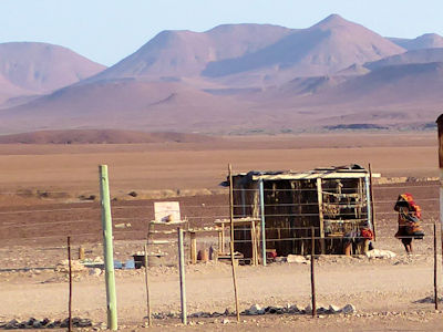 Himba-Souvenirshop an der Rezeption ... Himba-Souvenirshop an der Rezeption ...