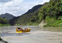 Man eilt zu Hilfe ...