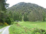 Landschaftlich wunderschn gelegen ...