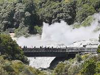 Es zischt und brodelt ... Es zischt und brodelt ...