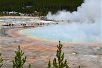 Auch die Menschen schtzen heie Quellen ...