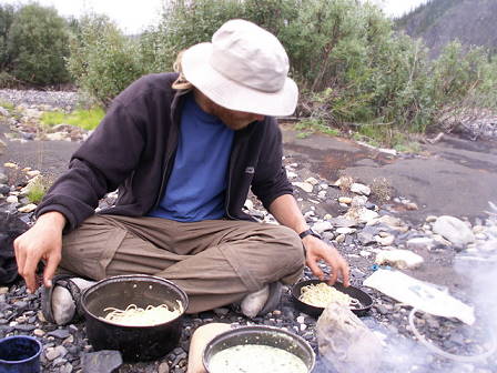 ... und Nudelsammlung im Camp 20 ....