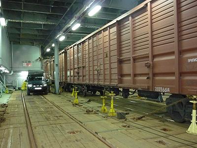 Allein, allein - in der riesigen Fhre ...