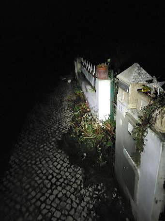 Bestandsaufnahme im Schein der Taschenlampe ...