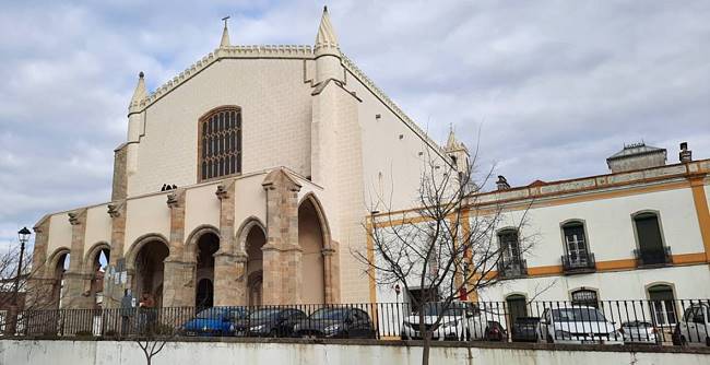 Kirche des Heiligen Franziskus in Évora