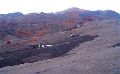 ... und durch Lavafelder 