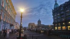 Petersburg wird aktuell stark besucht insbesonders von asiatischen Touristen Petersburg wird aktuell stark besucht insbesonders von asiatischen Touristen