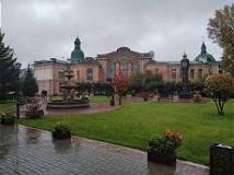 Park neben dem Hotel ... Park neben dem Hotel ...