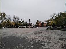 Weite Plätze ... Weite Plätze ...