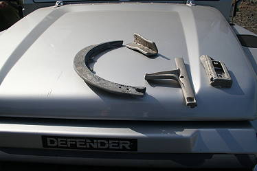 ... und durch fabrikneue Ersatzteile ersetzt ...