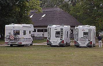 Kann ein campender Mensch ohne Auffahrkeile leben ..?