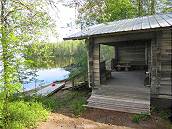 Rustikale kleine Holzhtte ...